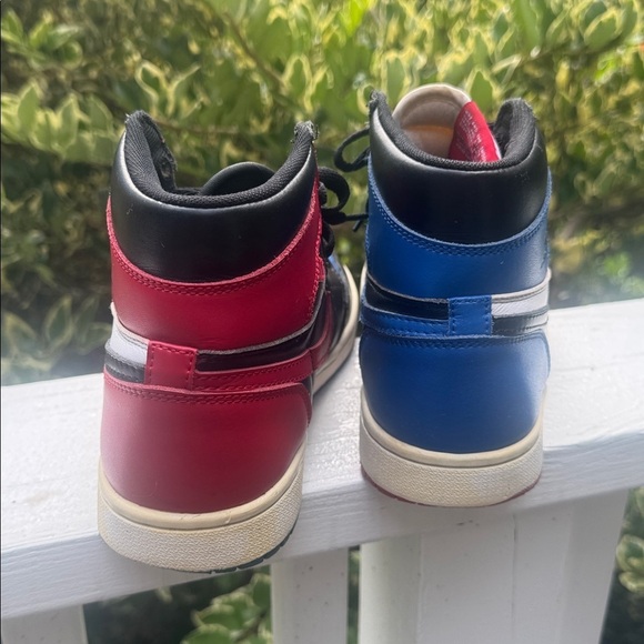 Nike Air Jordan 1 Retro high tops main image 4